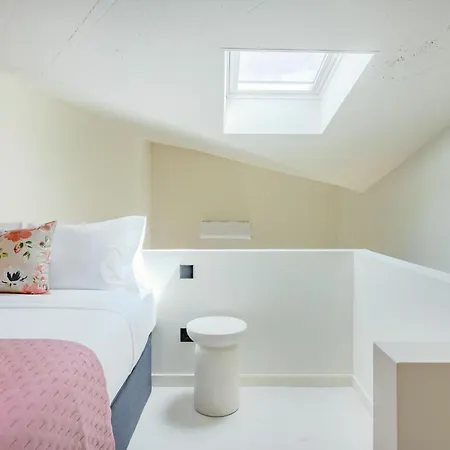 Apartment Minimalist Loft At Terracotta Collection *