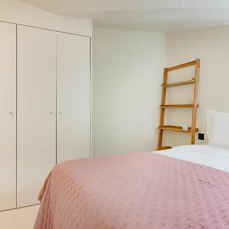 Minimalist Loft At Terracotta Collection * Porto