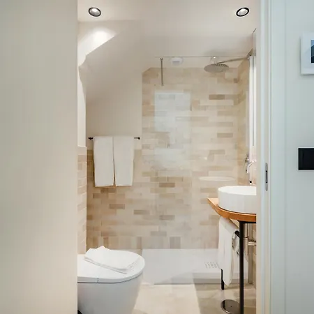 Minimalist Loft At Terracotta Collection Apartment
