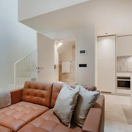 Minimalist Loft At Terracotta Collection * Porto
