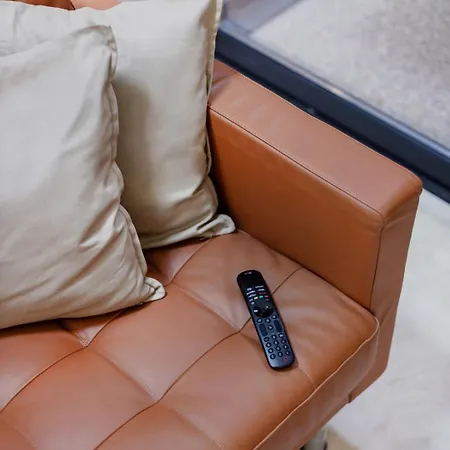 Minimalist Loft At Terracotta Collection