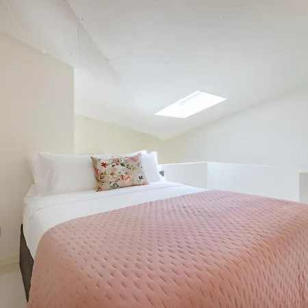 Minimalist Loft @ Terracotta Collection *