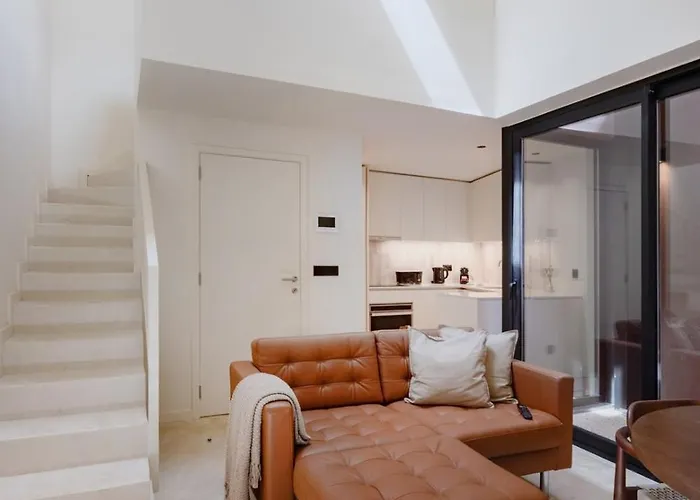 Minimalist Loft @ Terracotta Collection