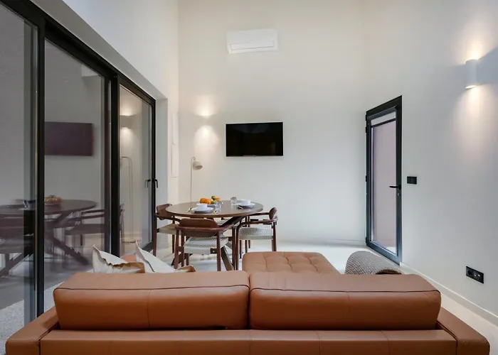 شقة Minimalist Loft @ Terracotta Collection بورتو