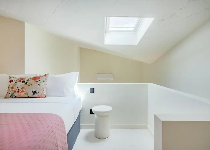 Апартаменты Minimalist Loft @ Terracotta Collection *