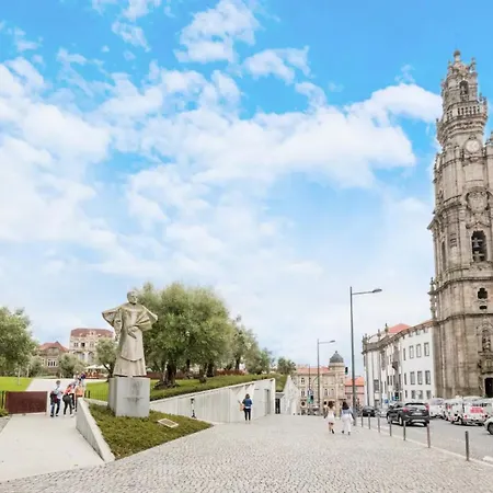 Minimalist Loft @ Terracotta Collection ポルト