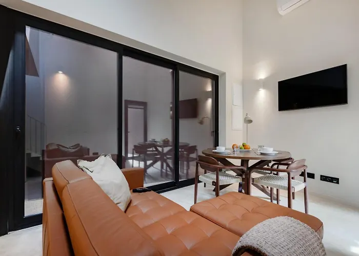 Minimalist Loft @ Terracotta Collection *